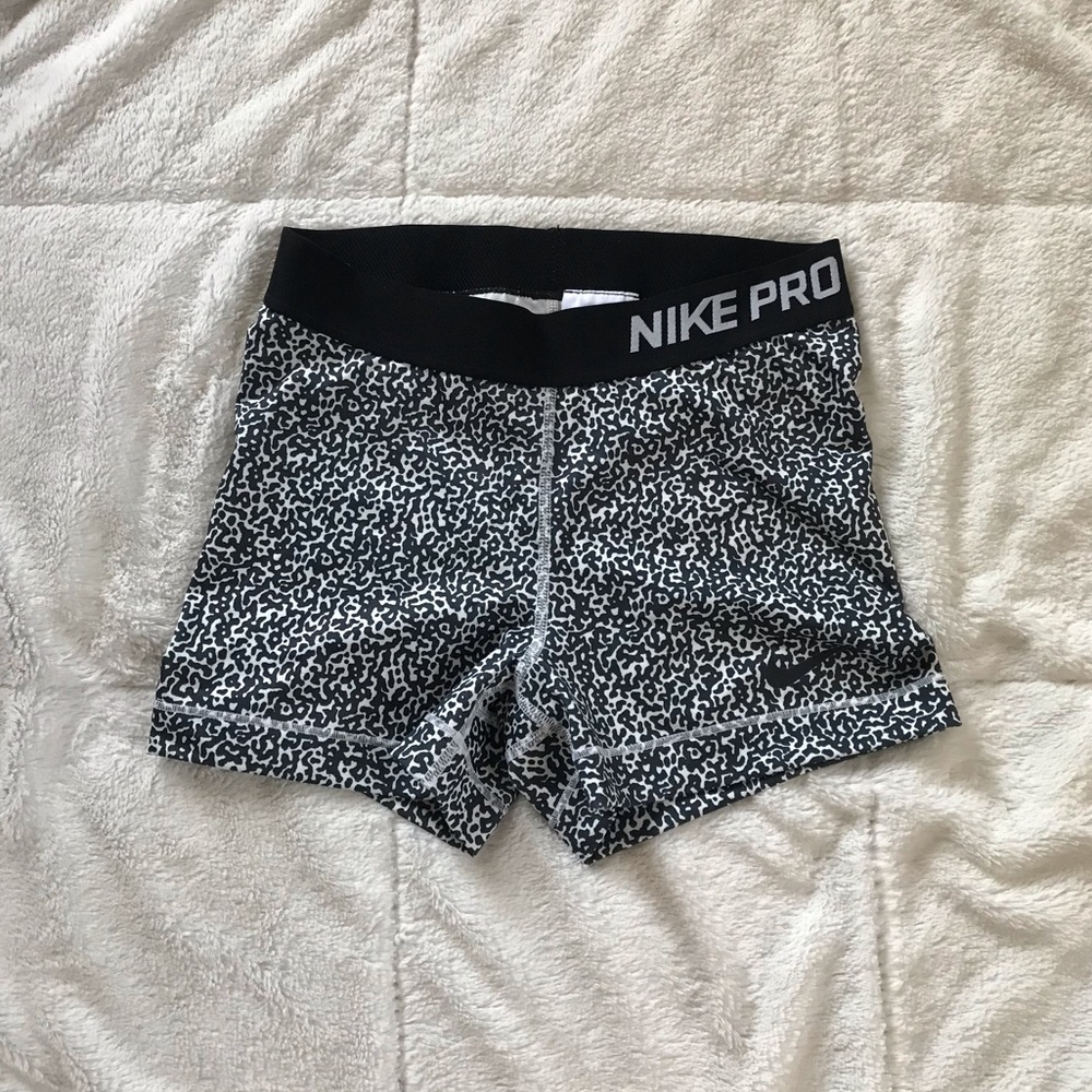 Nike Women’s Pro 3” Shorts
